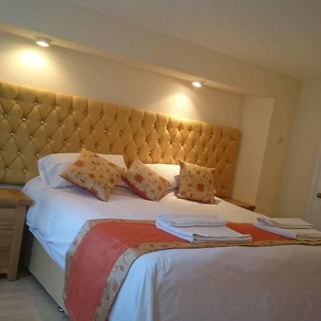 Mayville House Apartment كيلتنهام المظهر الخارجي الصورة