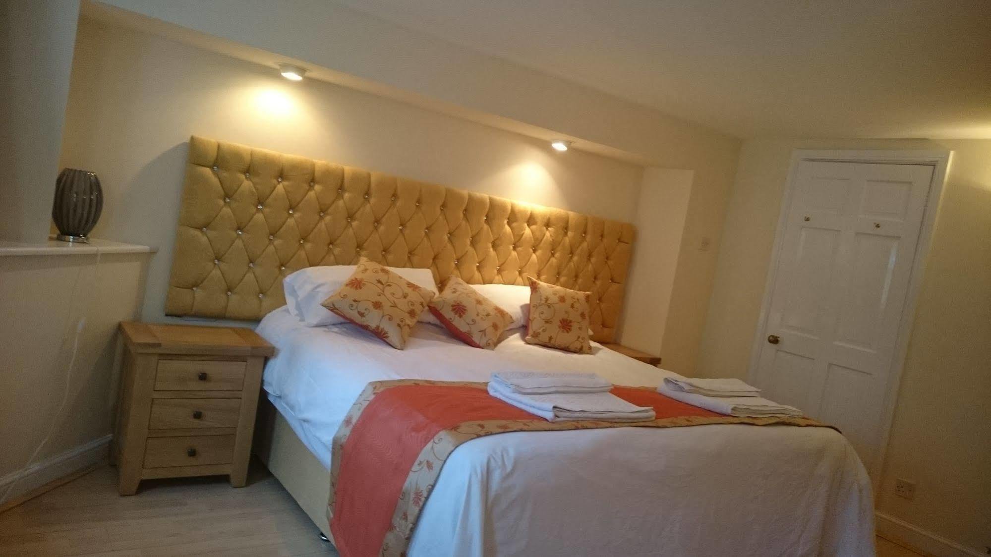 Mayville House Apartment كيلتنهام المظهر الخارجي الصورة
