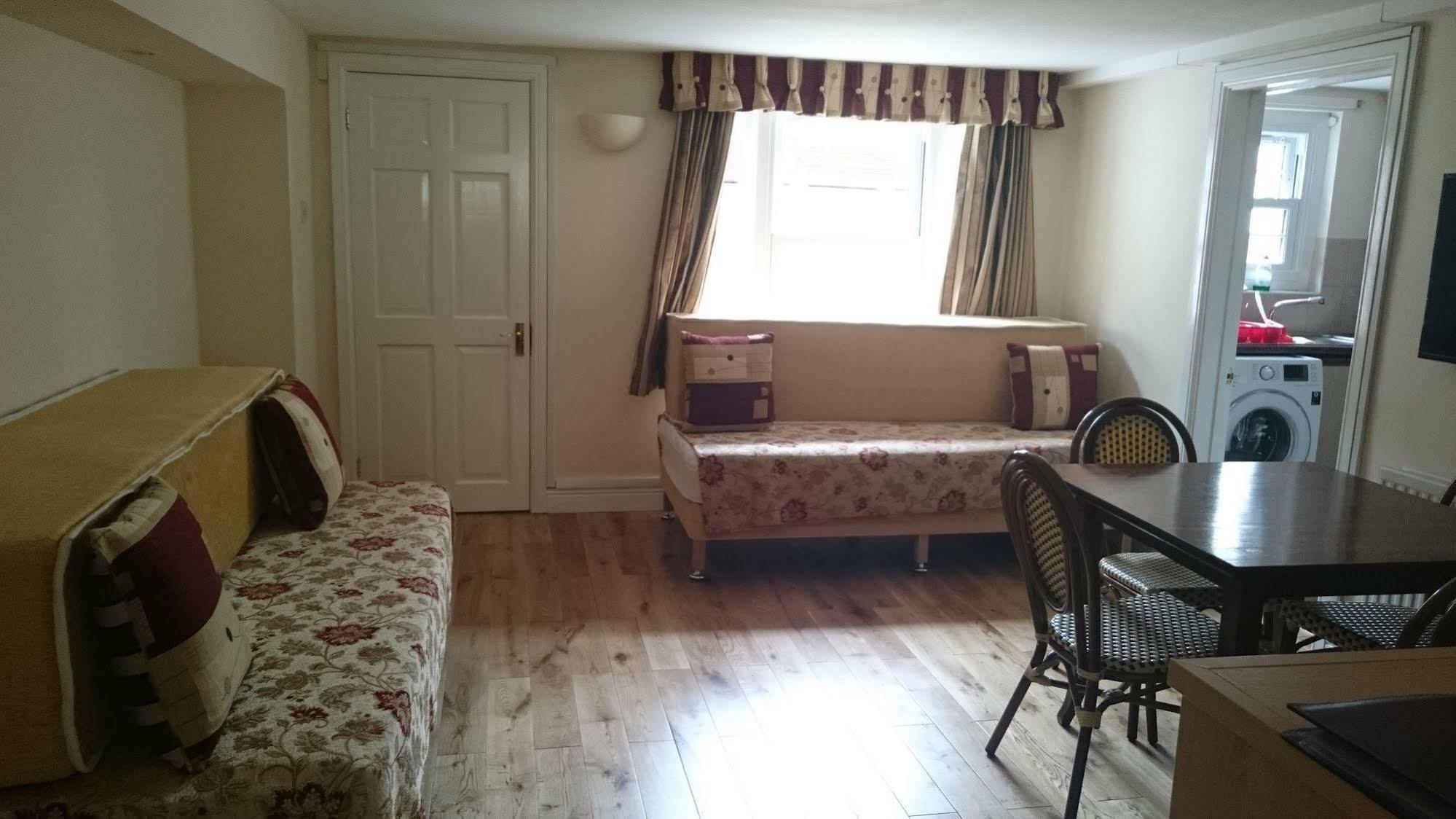 Mayville House Apartment كيلتنهام المظهر الخارجي الصورة